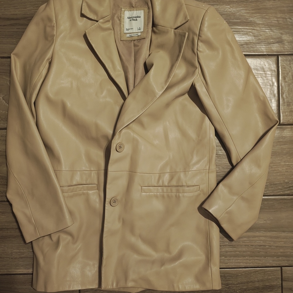 Abercrombie & Fitch Women's Tan Faux Leather Blazer Jacket
